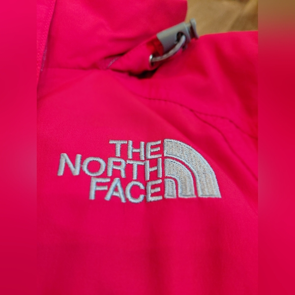 The North Face Vibrant Red Jacket with Gray Details - Picture 4 of 14